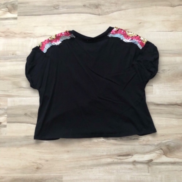 MASSIVE $10 SALE Zara Black and Pink Boxy Crop Top with Sequin Shoulders - Picture 3 of 7